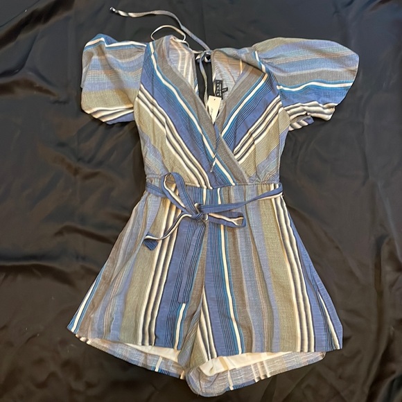 Striped Romper - Picture 1 of 3